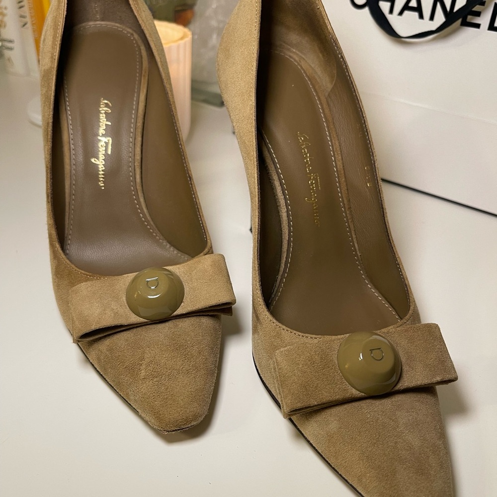Salvatore Ferragamo Suede Heels with Bow